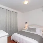Amazing In With Wifi