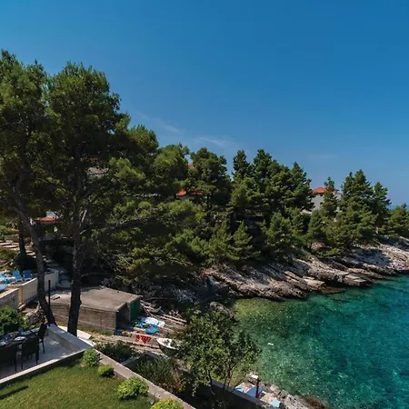 Feriehus Amazing In With Wifi Blato (Korcula)