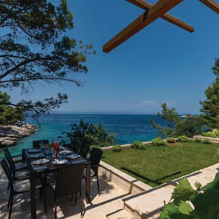 4 Bedroom Gorgeous In Σπίτι διακοπών Blato (Korcula)
