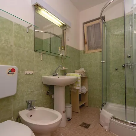 Σπίτι διακοπών 4 Bedroom Gorgeous In